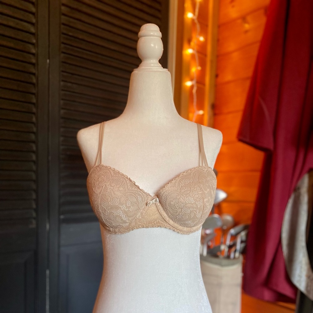 Gillian & O’Malley 34C Bra gently used